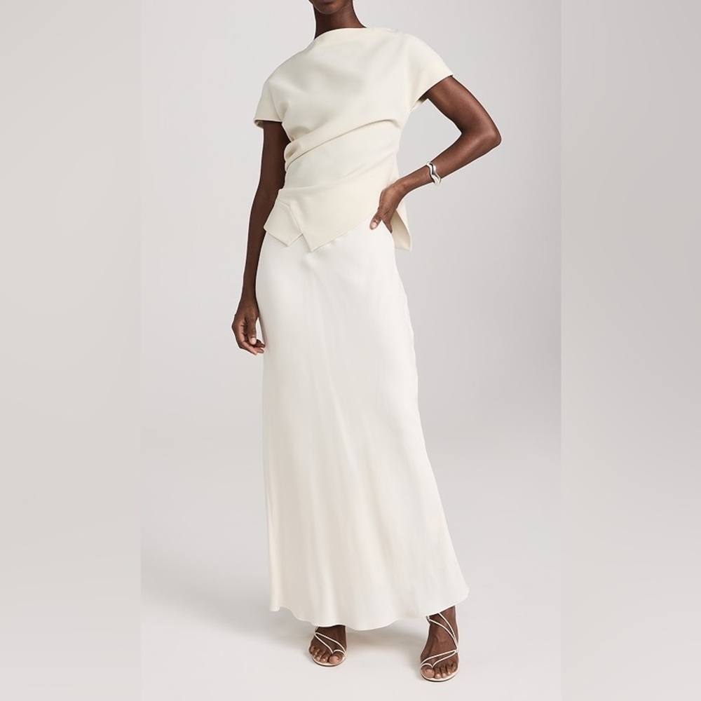 ‼️ LAST CHANCE❌ROHE cream long satin skirt